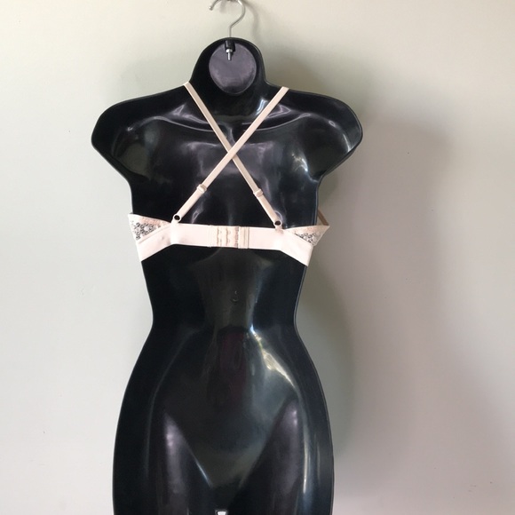 Beautiful Pink Lace Bralette - Picture 7 of 8